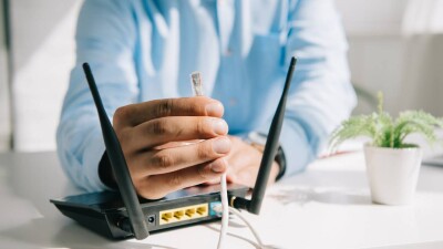 Абоненты "Казахтелекома" теперь могут не брать в аренду модемы компании и не платить за это