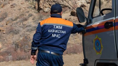 300 человек откачивают воду в Туркестанской области. Более 150 местных жителей эвакуировали