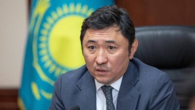 Акчулаков: В 2022 году мы добыли мало нефти, зато цена оказалась высокая