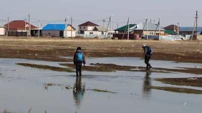 327 пострадавших от паводка получили социальную выплату в Костанайской области