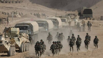 Казахстанские военные совершат марш на бронетехнике из Алматы в Балыкчы