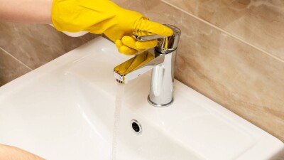 Помутнение воды в некоторых ЖК Астаны объяснили запуском нового водопровода