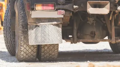 До устранения: за выгрузку земли в неположенном месте у карагандинца забрали самосвал