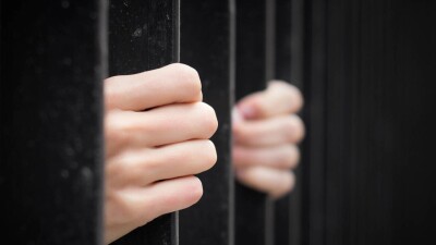 Омбудсмен вступился за убившую мужа казахстанку: её родным не давали общаться с детьми