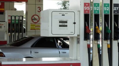 Казахстанцев попросили сообщать на горячую линию о нарушениях с дизелем на АЗС