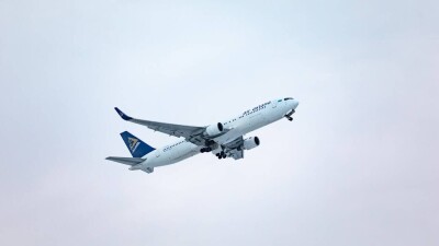 Air Astana предупредила о мошенниках, обещающих трудоустройство в авиакомпанию