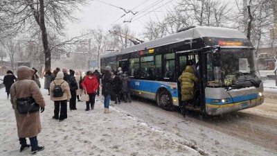Мороз в Алматы: часть автобусов сошла с маршрутов