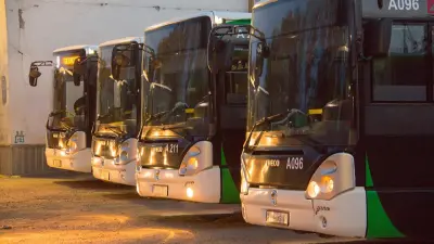 Два автобуса в Астане временно изменили маршруты