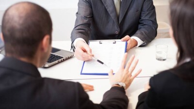 Жители Нур-Султана оформляли на себя кредиты ради обещанных мошенником 40 тысяч тенге