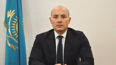 Куантыров: За 30 лет из Казахстана вывели 100 млрд долларов