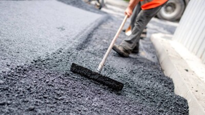 Экономили асфальт и не только: со строителей дорог взыскали 754 млн тенге в Алматы