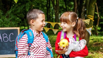 100-процентный набор в первые классы школ уже достигнут в четырёх регионах Казахстана