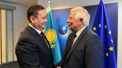 Нивелирование последствий антироссийских санкций для Казахстана обсудил глава МИД РК с руководством ЕС