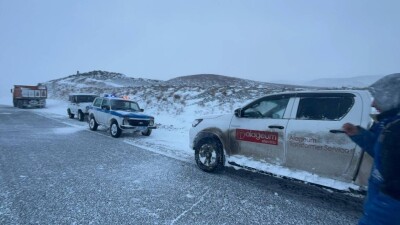 Из-за метели в Жамбылской области некоторых водителей пересадили на поезда