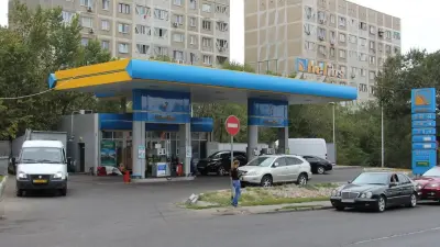 О сроках моратория на повышение стоимости бензина высказались в Минэнерго