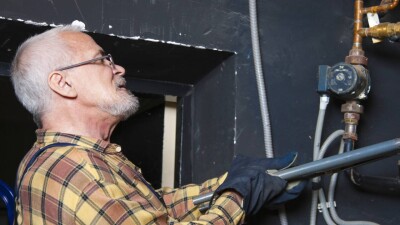 11 тысяч казахстанцев предпенсионного возраста трудоустроили по программе "Серебряный возраст"