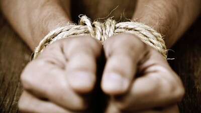 Бывших полицейских осудили в Карагандинской области за пытки свидетеля
