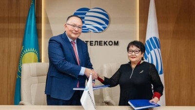Работникам "Казахтелекома" повысят зарплату и сохранят соцпакет