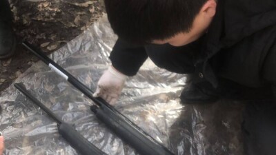 Подозреваемых в ограблении оружейного магазина в Алматы задержали в Капшагае