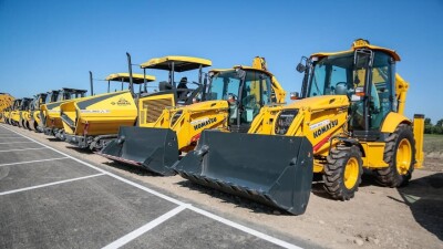 Более 4000 км четырёхполосных трасс с разделителями построят в Казахстане