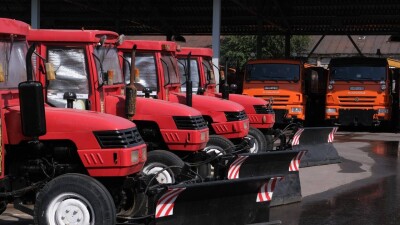 От ручного труда по уборке дорог откажутся в Алматы