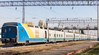По вдвое завышенной цене продавали билеты на вокзале Алматы-1