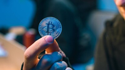 "Помогите, я тяжело болен". Мошенник выпросил 21 млн тенге у жителей Семея и не вернул