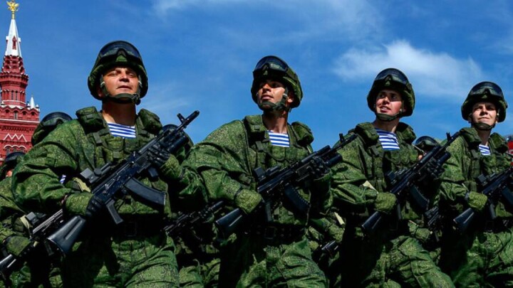 Немедленное окончание боевых действий в Украине готовы поддержать 65% россиян