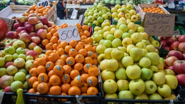 Более 200 фактов завышения цен на основные продукты выявили в Алматы с начала года