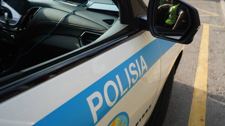 Прицеп упал на полицейский автомобиль близ Кызылорды, есть пострадавшие