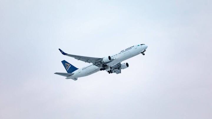 Задержки рейсов объяснили в авиакомпании Air Astana