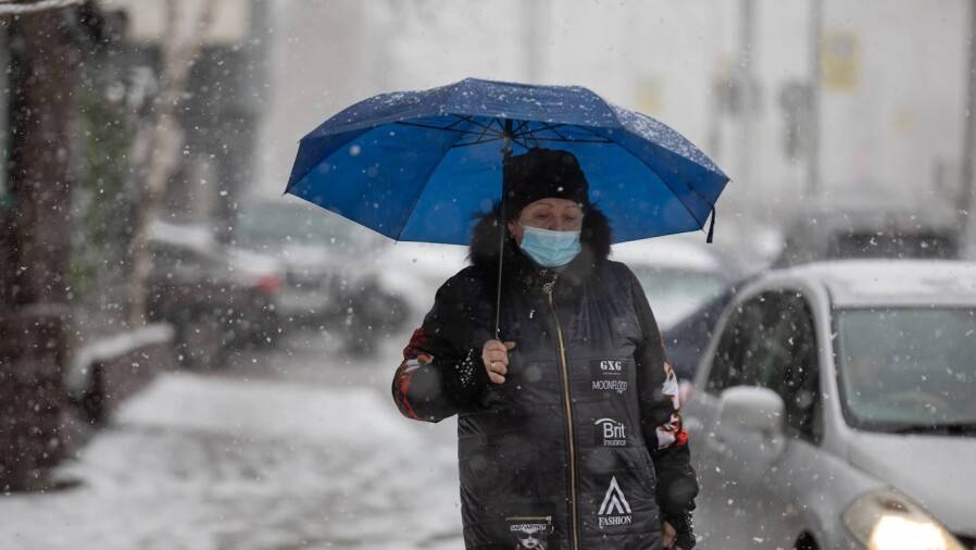 Снег ожидается на востоке и юго-востоке Казахстана