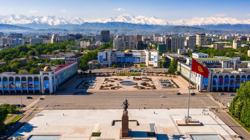 Мининформации Кыргызстана добивается закрытия "Азаттык медиа"
