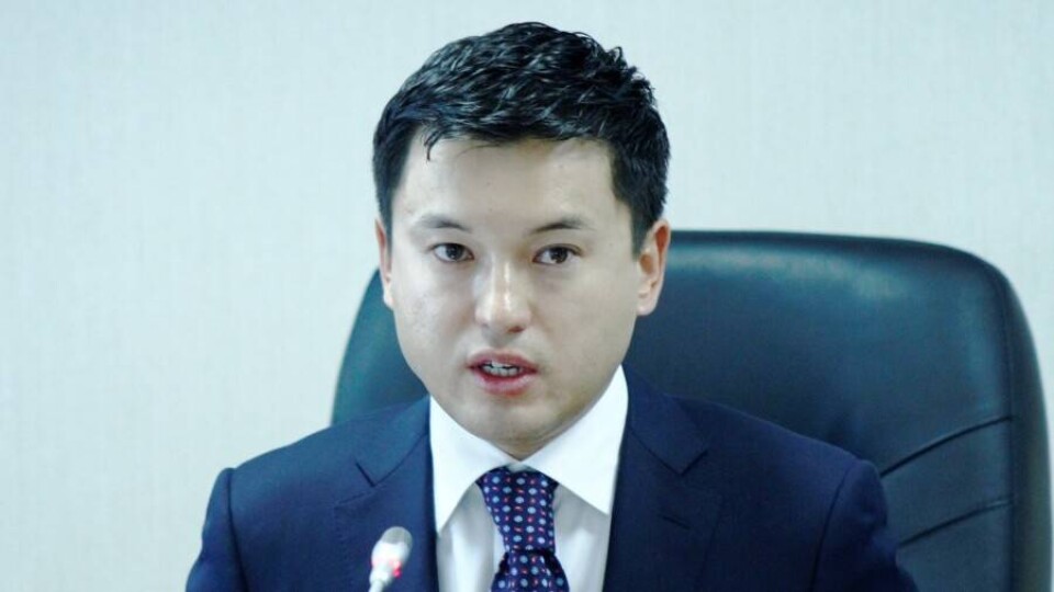 Азат Бектуров покинул пост гендиректора "Казаэронавигации"