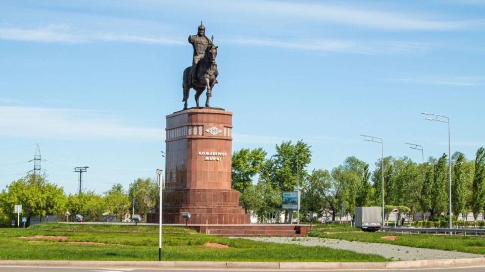 Почти 17 млн тенге хотят потратить на 11 светящихся скамеек в Петропавловске