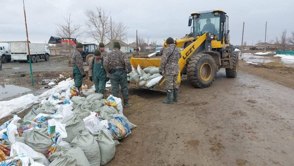 Паводок в Актюбинской области: за два дня жители подали более 1200 заявок на возмещение материальных потерь