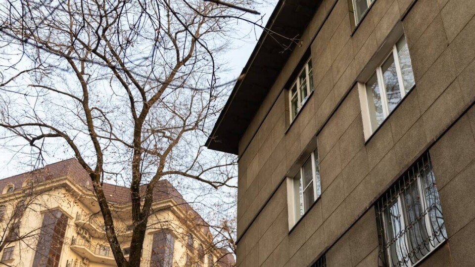 Всемирный день городов: сколько в Казахстане горожан и домов?