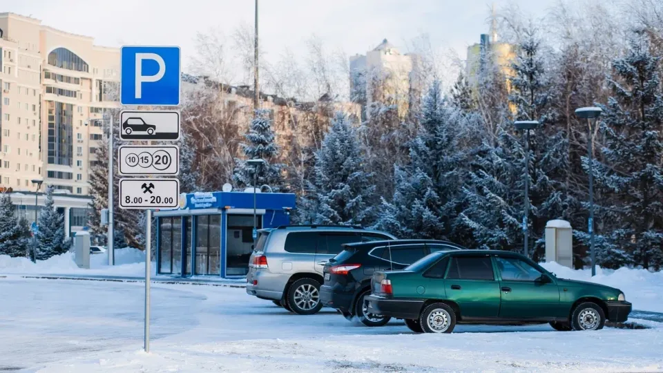 Автомобили, ездящие на газе, обяжут помечать жёлтым треугольником в Казахстане