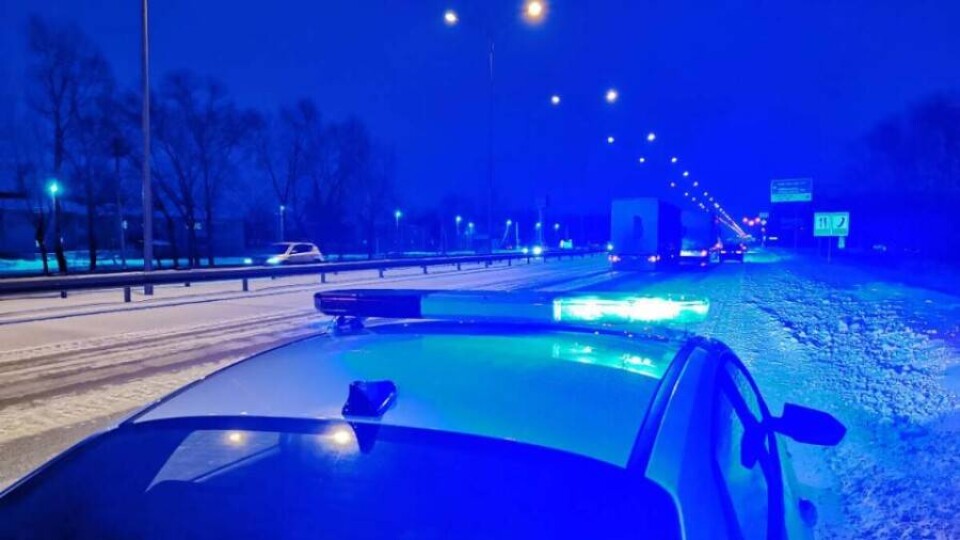 107 автомашин застряли в двух заторах на трассе в Акмолинской области