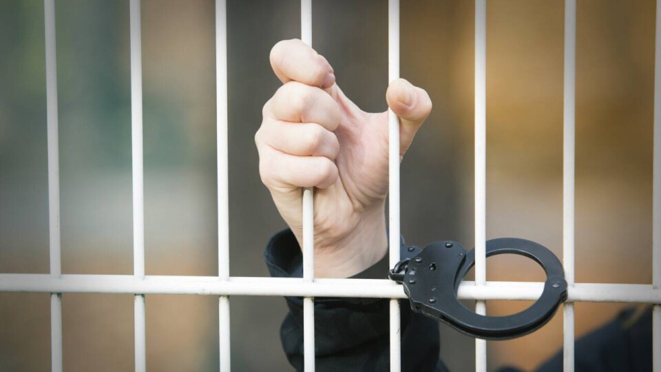 Главу миграционного управления Абайской области задержал Антикор
