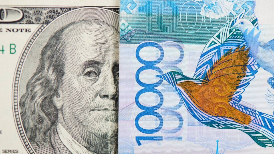 Почему тенге укрепился к доллару в конце прошлой недели, объяснили эксперты