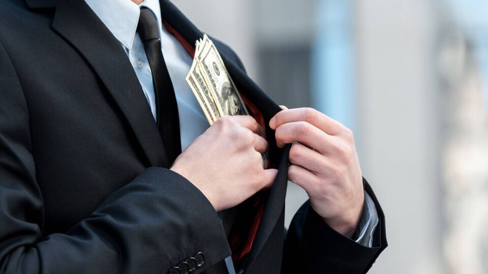 Экс-чиновнику из Кокшетау дали восемь лет колонии за хищение более 50 млн тенге