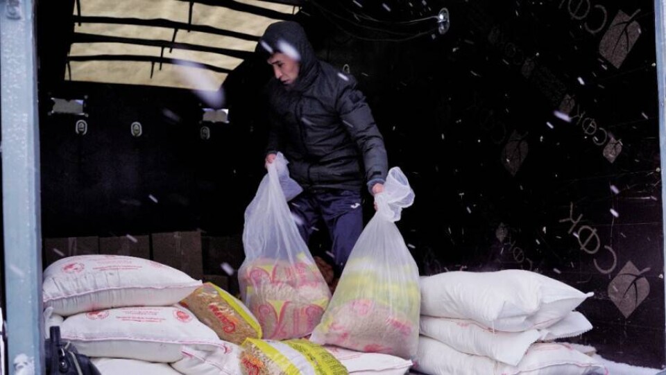 Продуктовые наборы раздают нуждающимся в Нур-Султане