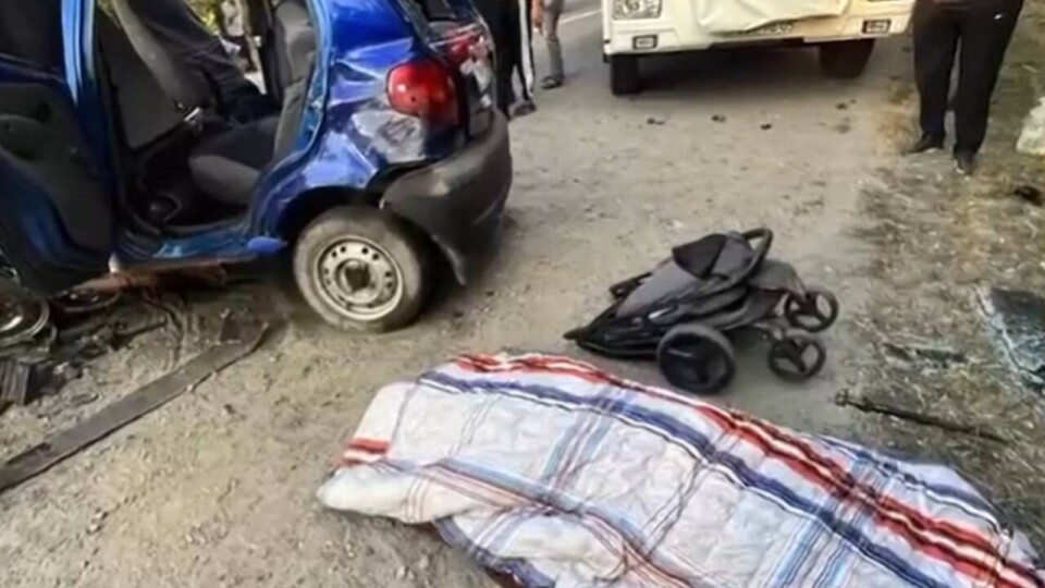 Выезд водителя на "встречку" привёл к гибели трёх человек в Алматинской области