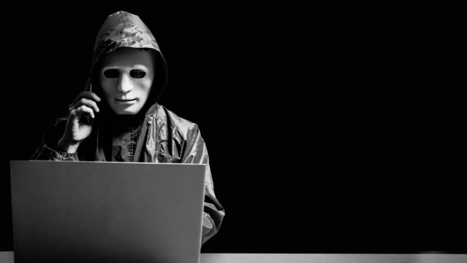 Казахстанка лишилась 10 млн тенге, сообщив по телефону SMS-код