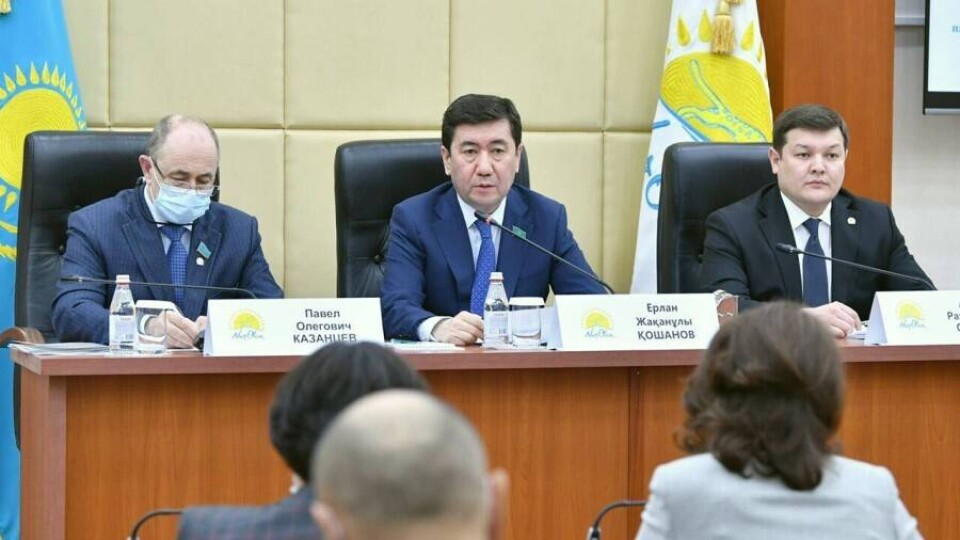 Ерлан Кошанов: Депутаты должны начать широкий диалог с гражданами