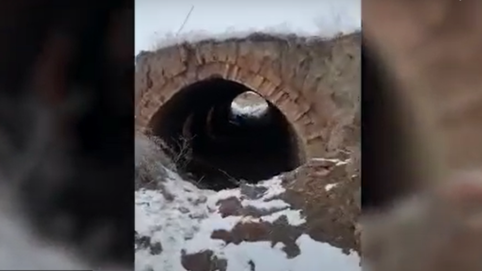 Пакет с гранатами, револьвером, патронами и коктейлем Молотова нашли на окраине Алматы