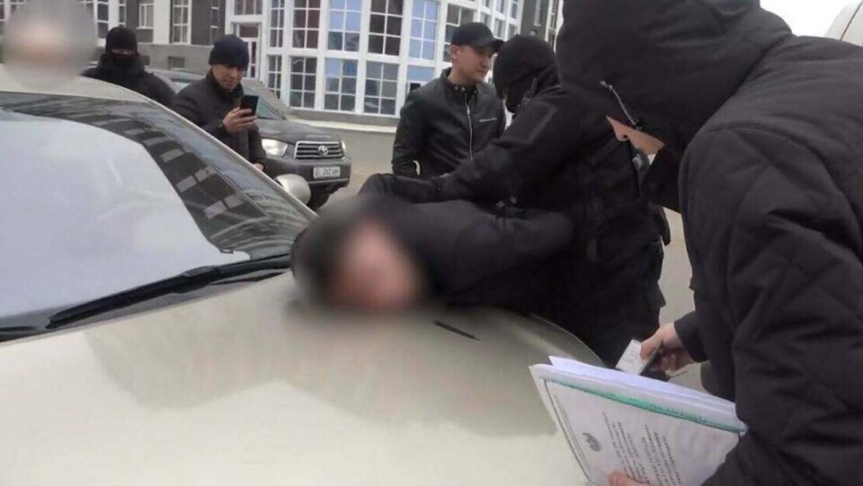 Автора фейкового объявления о продаже авто задержали в Кокшетау. У него нашли 60 сим-карт