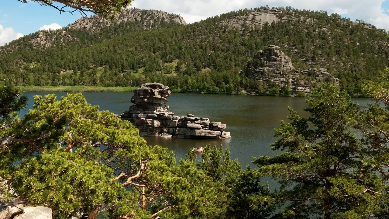 У жителей Акмолинской области изымают земли под казино? Аким это опроверг