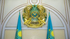 Почему важно изменить герб и какое будущее у казахского языка